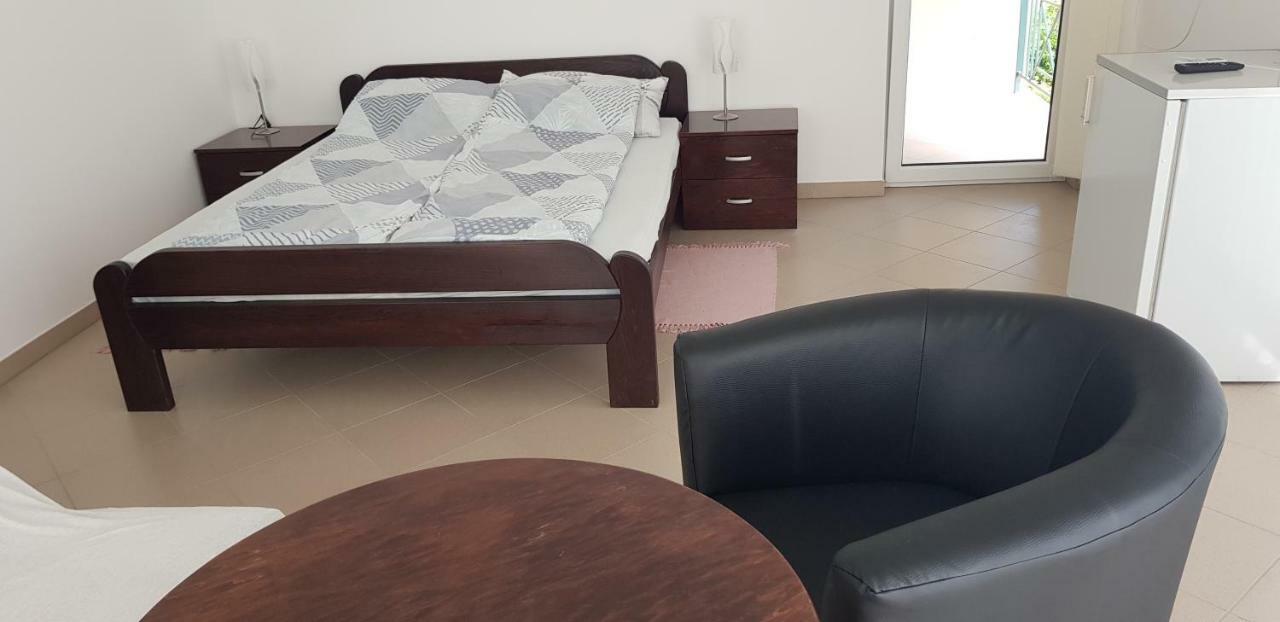 Sobe Emilija Otel Veliko Gradište Dış mekan fotoğraf